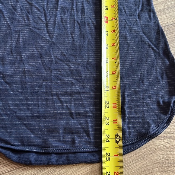 Women’s LULULEMON Lightweight Blue Racer Back Thin Strap Athletic Tank - Picture 11 of 11